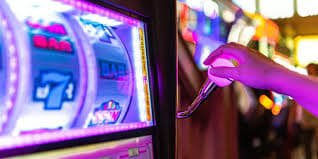 dana4d slot featured game showcase